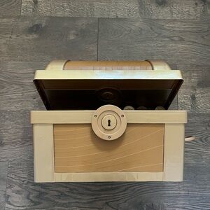 Ryans World Kids Pirate Treasure Chest Toy With Key And Coins